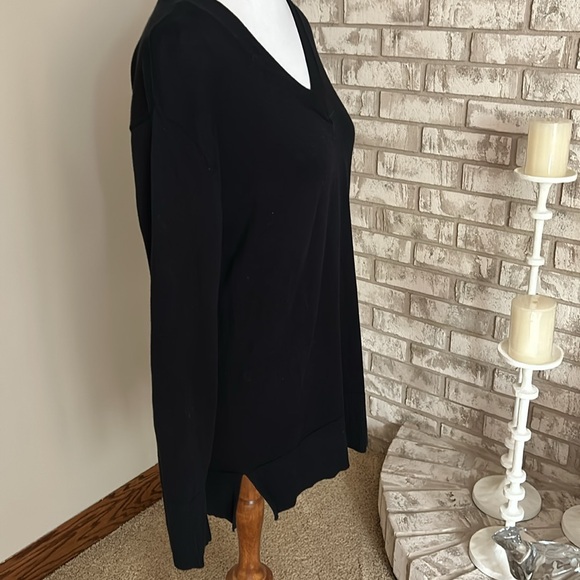 Sweater/tunic - Picture 3 of 4